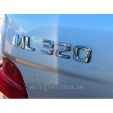 Емблема напис багажника Mercedes ML320