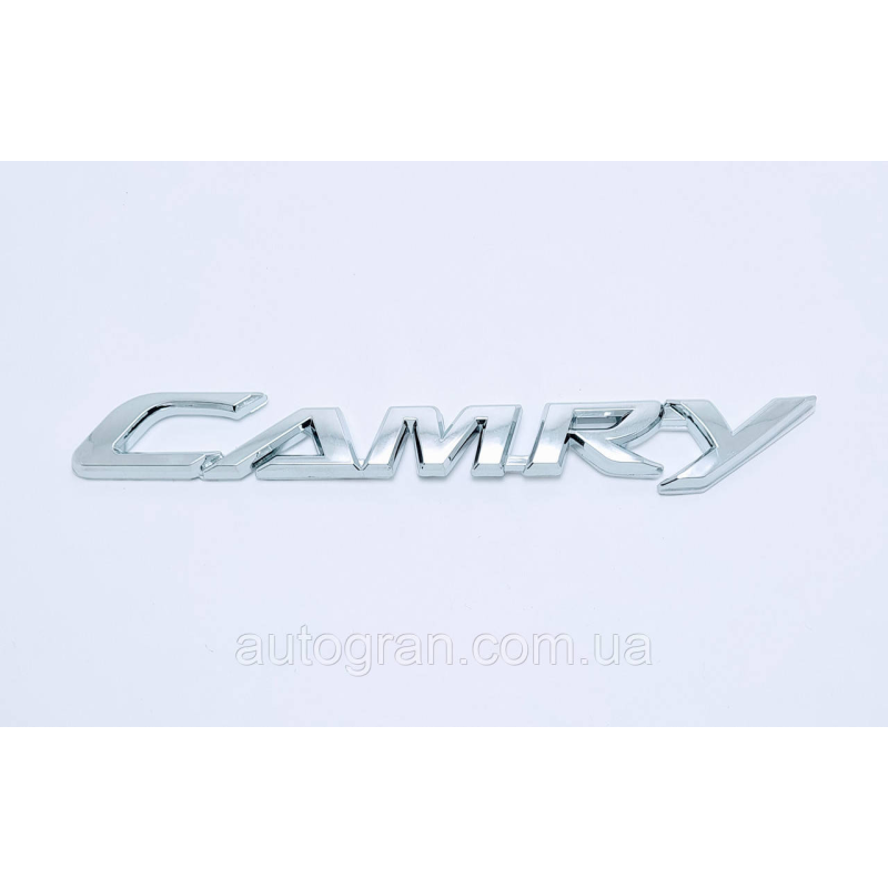 Емблема напис багажника Toyota Camry