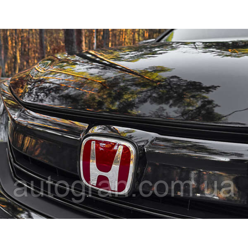 Емблема решітки радіатора Honda Accord, Civic 123мм*100мм червона