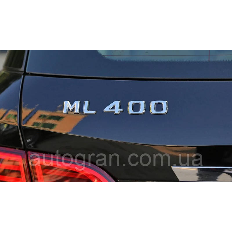 Емблема напис багажника Mercedes ML400