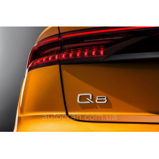 Емблема напис багажника Audi Q8