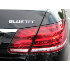 Емблема напис багажника Mercedes Bluetec тип2