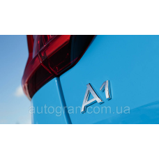 Емблема напис багажника Audi А1