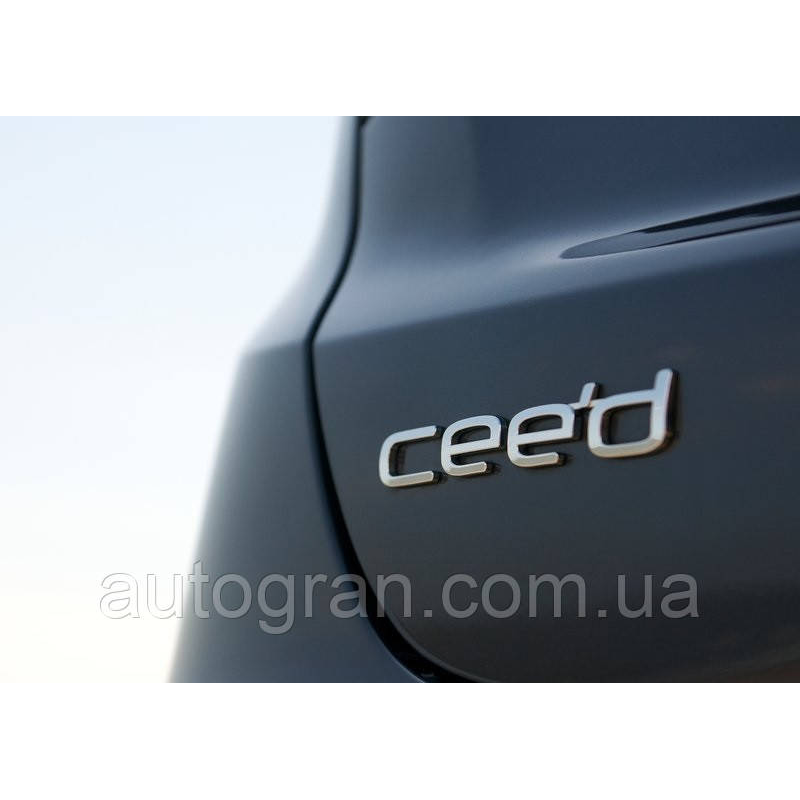 Емблема напис багажника Kia Ceed оригінал 86310-1h200