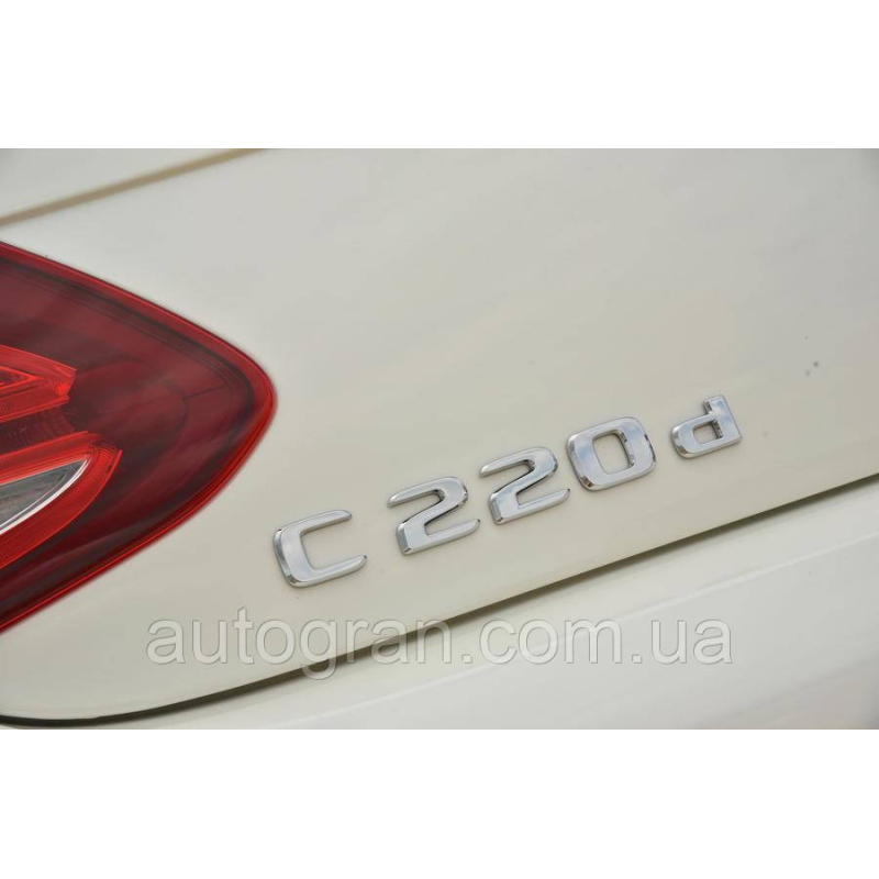 Емблема напис багажника Mercedes C220d