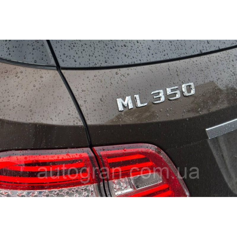 Емблема напис багажника Mercedes ML350