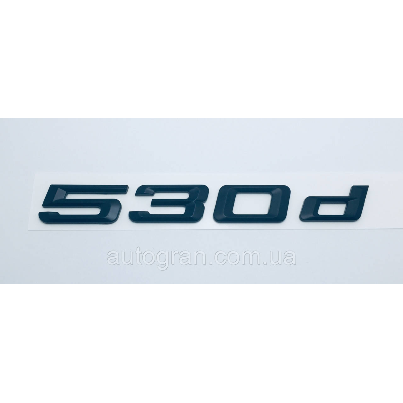 Емблема напис багажника BMW 530d чорна