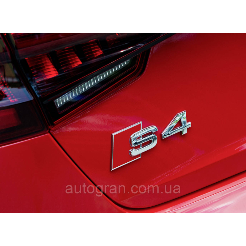 Емблема на кузов Audi S4