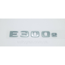 Емблема напис багажника Mercedes E300e