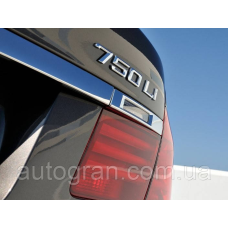 Емблема напис багажника BMW 750Li