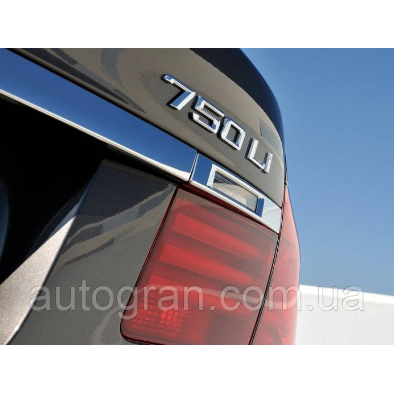 Емблема напис багажника BMW 750Li