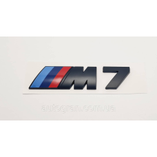 Емблема напис багажника BMW M7 чорна