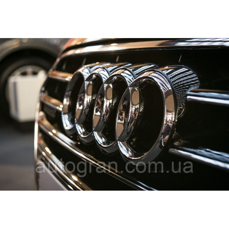 Емблема решітки радіатора кільця Audi Q7 2016-2020