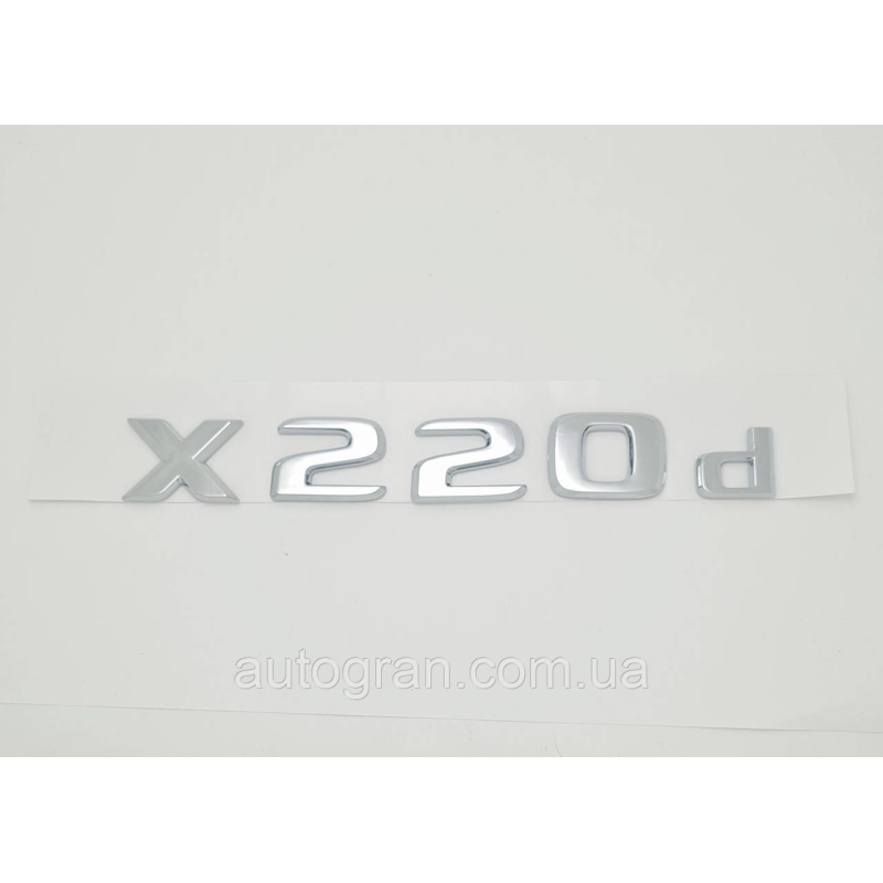Емблема напис багажника Mercedes X220d Емблема напис багажника Mercedes X220d