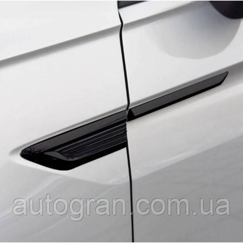 Емблеми на крила VW Volkswagen Tiguan 2016- чорні матові