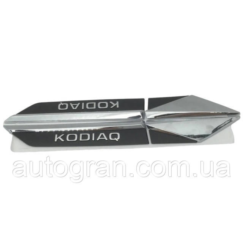 Емблеми на крила Skoda Kodiaq