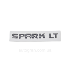 Емблема напис багажника Chevrolet Spark LT чорна
