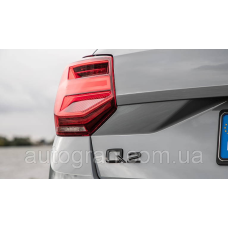 Емблема напис багажника Audi Q2 чорна