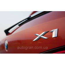 Емблема напис багажника BMW X1