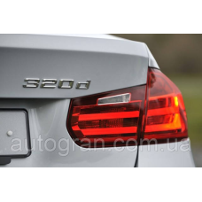 Емблема напис багажника BMW 320d